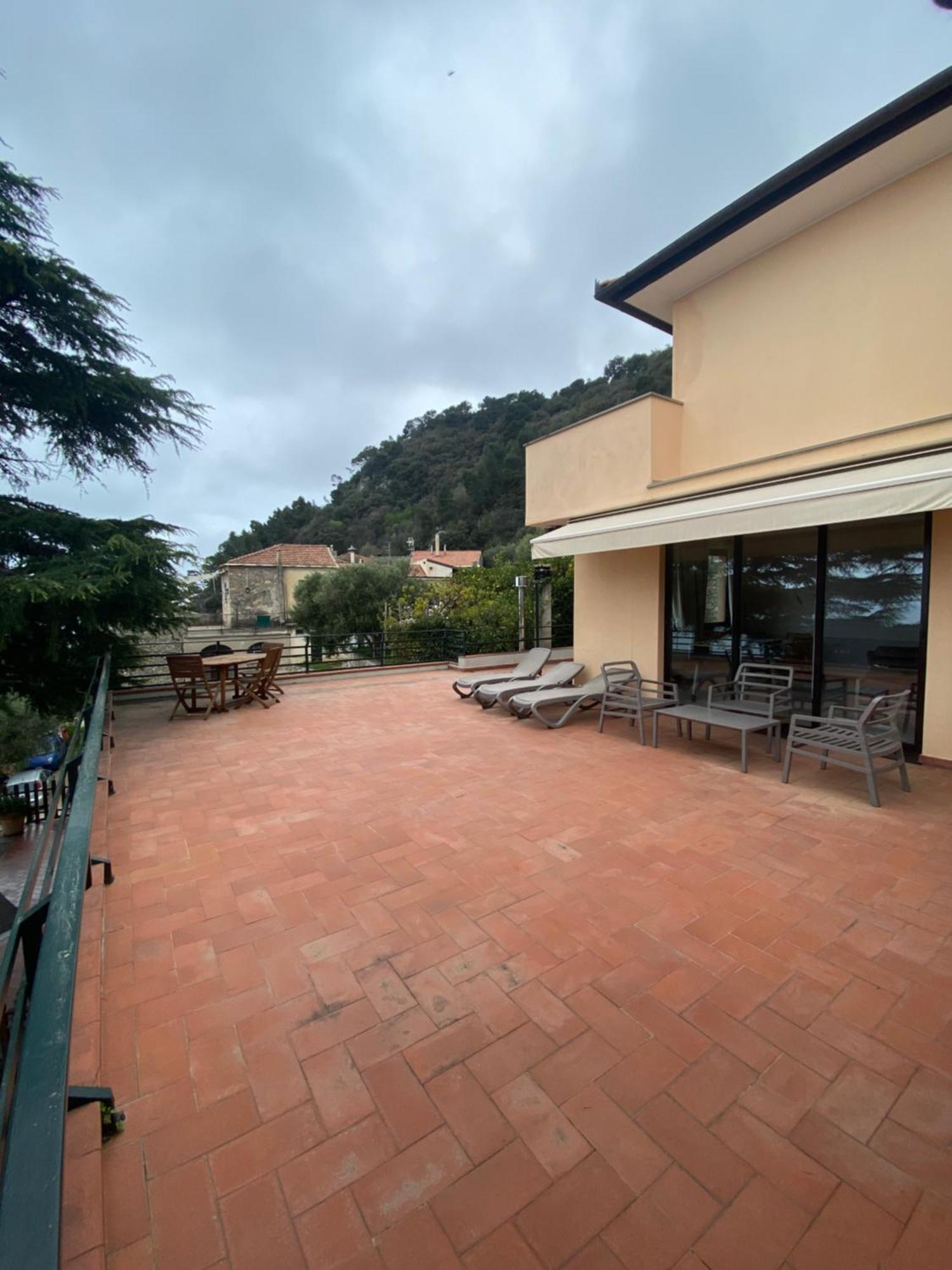 Hotel Rosita Finale Ligure Exterior foto